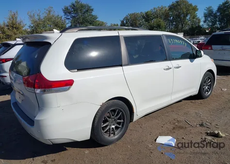 2011 Toyota Sienna Limited V6 из США, поврежденный, VIN 5TDYK3DC3BS058249